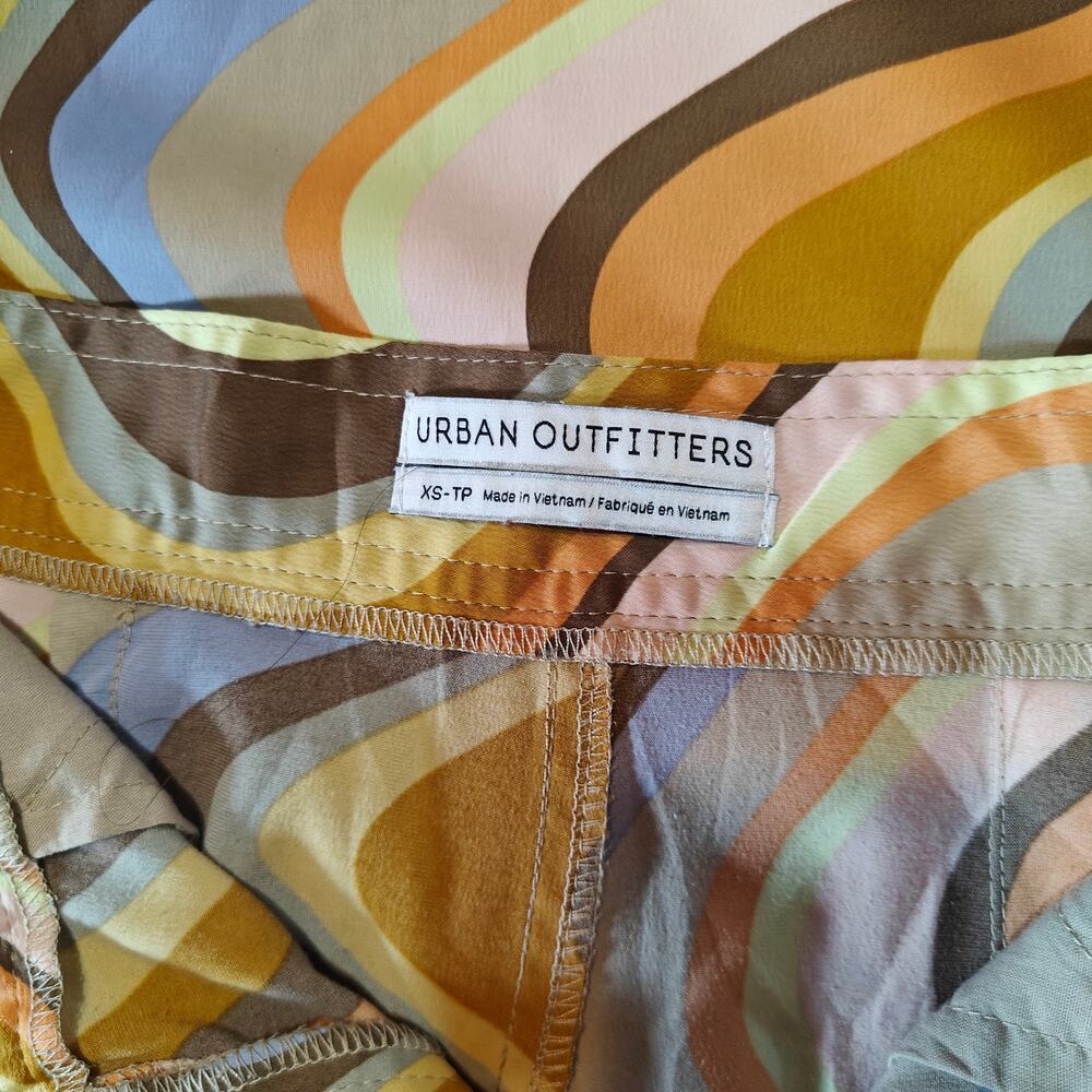Urban Outfitters Retro Swirl Print Wide Leg Pants 70s Style XS - Picture 3 of 3